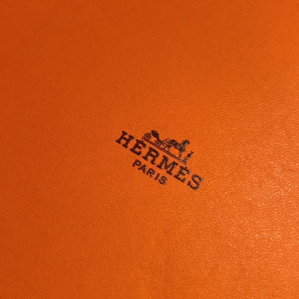 Small/Medium Hermes Gift Box - Excellent Condition - Picture 2 of 5